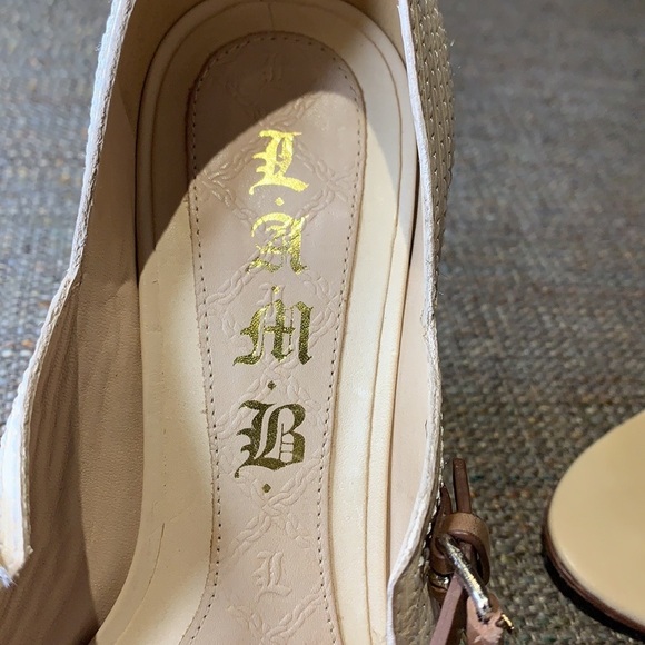 L.A.M.B. Gently Loved Open Toe Wedge Heel - Picture 7 of 9